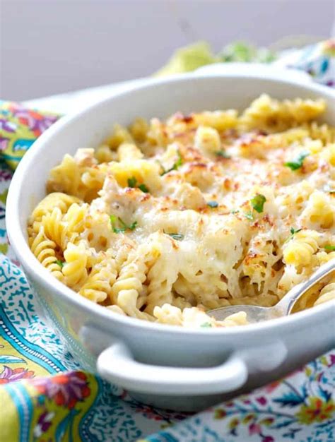 Dump And Bake Chicken Alfredo Pasta Casserole The Seasoned Mom