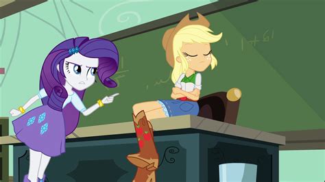 Image Rarity Snaps At Applejack Egpng My Little Pony Equestria