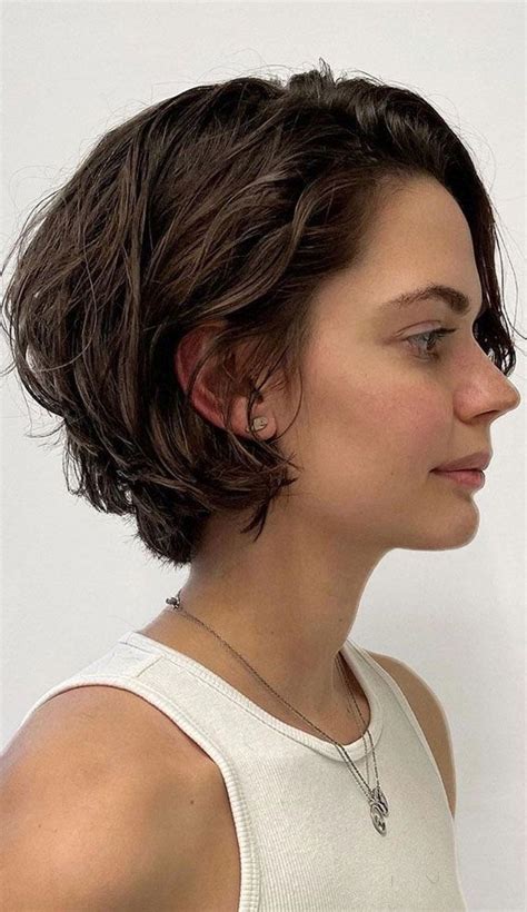 30 Layered Bob Haircuts For 2023 Brunette Wavy Hair Short Wavy