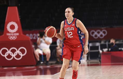 Diana Taurasi Es La Primera Jugadora De La Wnba Que Logra 10000 Puntos