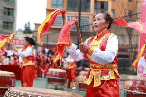 贵州岑巩：多彩活动迎新春 人民图片网