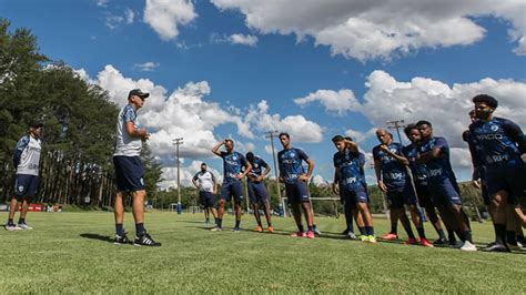 Confira A Arbitragem Para A Partida Entre Londrina E Vasco No Caf