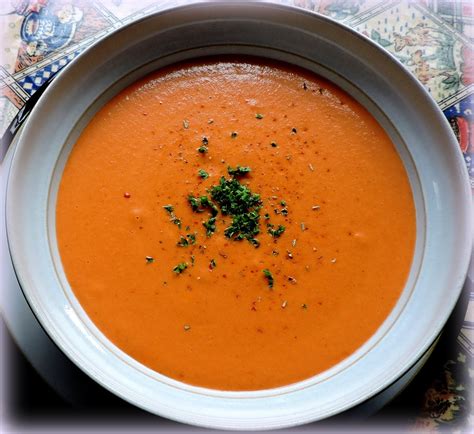 Mother S Creamy Tomato Soup The English Kitchen