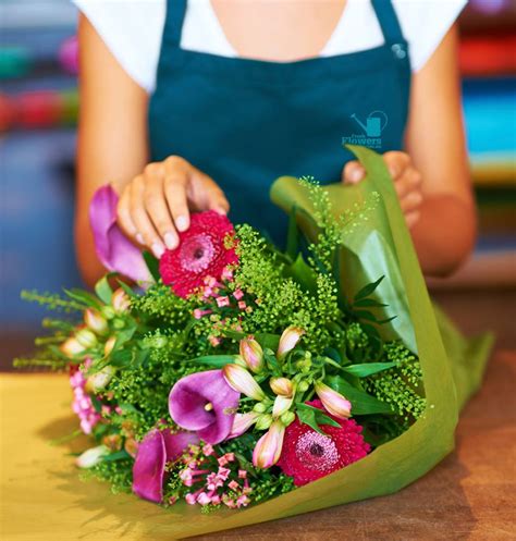 Romantic & Elegant Flower Bouquets