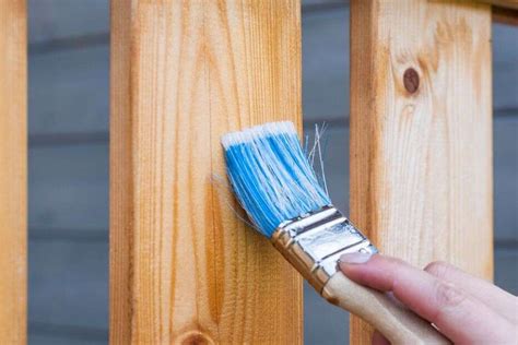 Aprende cómo barnizar la madera BRICO VALERA