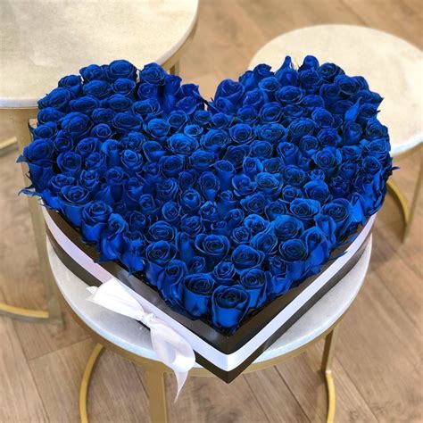 Rosas En Caja Coraz N Amor Grande Azul Yaakun Flores