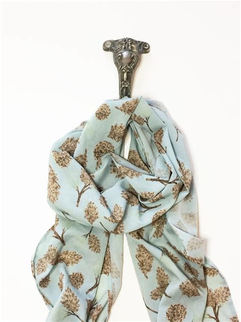 Pinecone Scarf - Maine State Flower – Erica Catherine