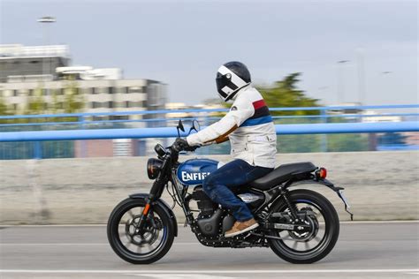 Prueba Royal Enfield Hntr 350 Muy Urbanita Motosan