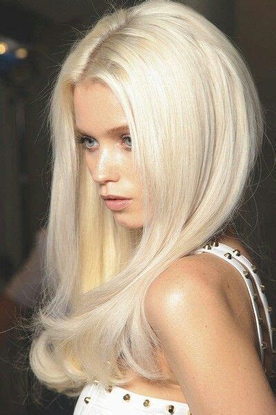 15 Super Cool Platinum Blonde Hairstyles To Try Pretty Designs