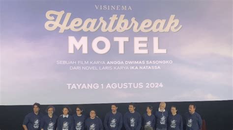 Ika Natassa Sebut Pemain Film Heartbreak Motel Adalah Para Aktor