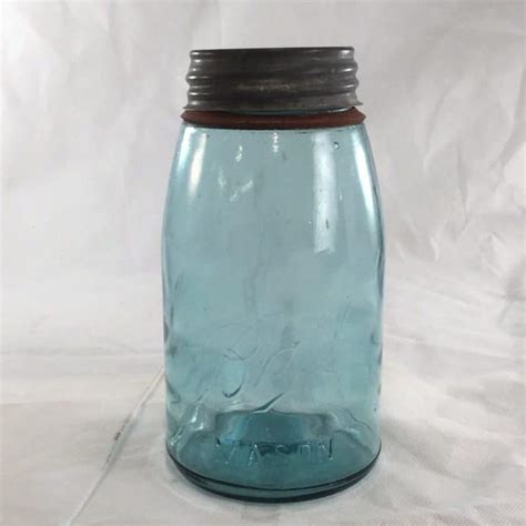 Antique Mason Jars Value (Identification & Price Guides)