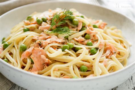 Cremige Räucherlachs Pasta mit Erbsen Rezept Elle Republic