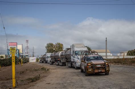 Gobernadora Anuncia Acuerdo Con Manifestantes En Pemex Rosarito