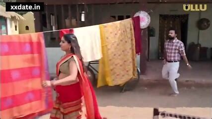 Sasur Ne Bahu Ko Dekha Nahate Huya Fir Hua Sex