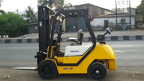 Voltas Forklift Manufacturers In India