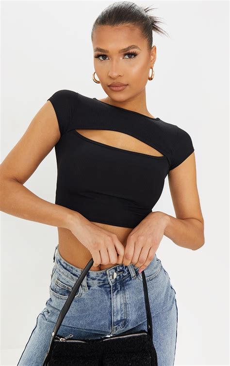 Black Rib Cut Out Short Sleeve Crop Top Prettylittlething Usa