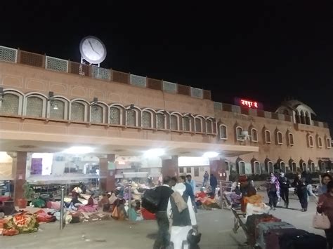 Transport officials explain the security features at the railway station near me 9