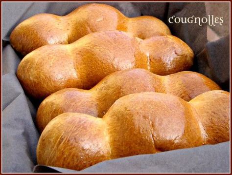 Cougnous Ou Cougnolles Brioche Belge De No L Entre L Orient Et L