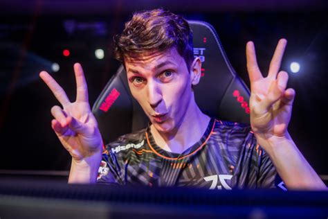 Masters FNATIC derrota EG e vai à grande final Paper Rex elimina NRG