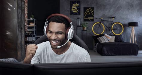 Corsair VIRTUOSO RGB WIRELESS SE Headset Price in Bangladesh