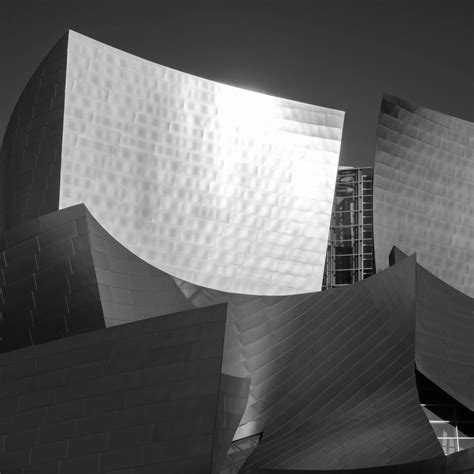 WALT DISNEY CONCERT HALL — silent-observers.com
