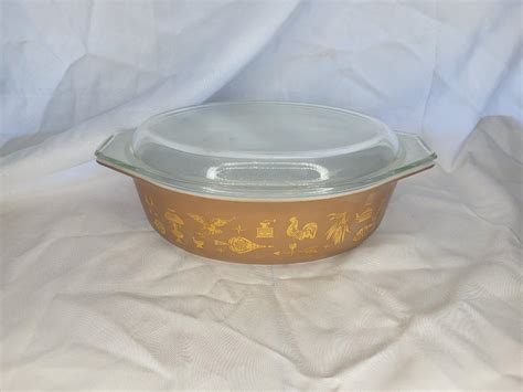 Vintage Pyrex Early American Casserole Dish W Lid Estatesales Org