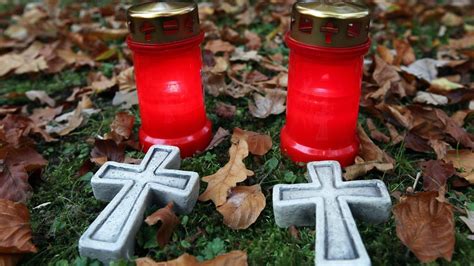 Allerheiligen Wo Ist Heute Ein Feiertag Und Was Wird Am November