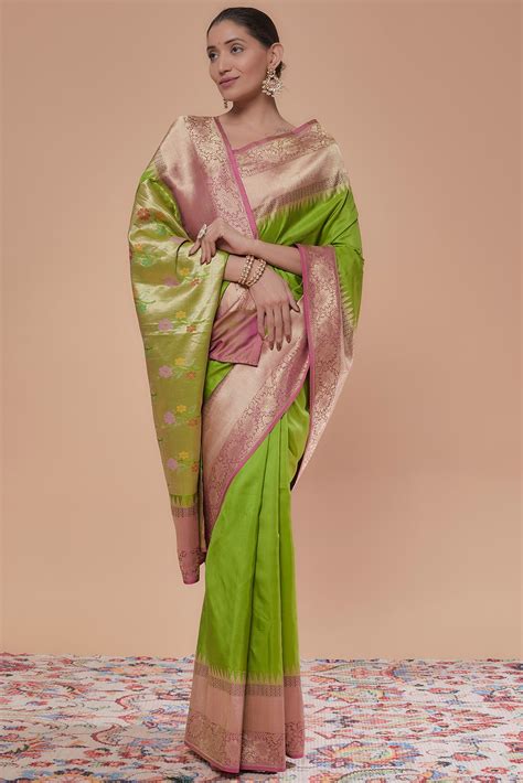 Parrot Green Silk Saree Design By Neitri At Pernias Pop Up Shop 2024