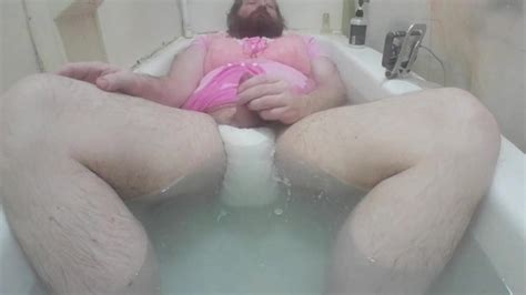 成人Baby尿布Sissy荡妇ABDL顺从给性感的洗澡时间 POV Hot 如此努力地尝试边缘 Pornhub Gay