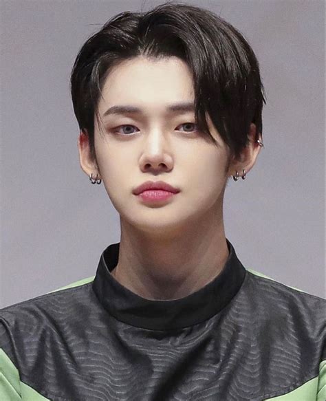 Pin On Txt Yeonjun Choi Daniel Txt Celebrities