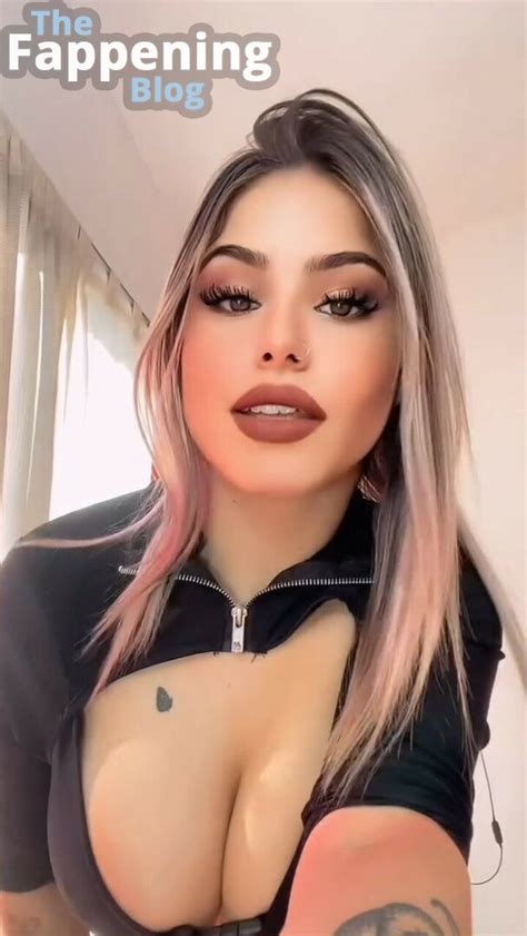 Abril Perez 0abriilperez 0abrilperez Nude Leaks Photo 21