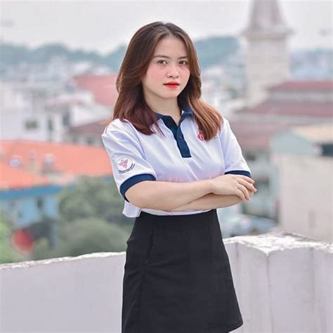 Đồng Phục Iuh Đại Học Công Nghiệp Tphcm Vẻ đẹp Thanh Lịch Trẻ Trung