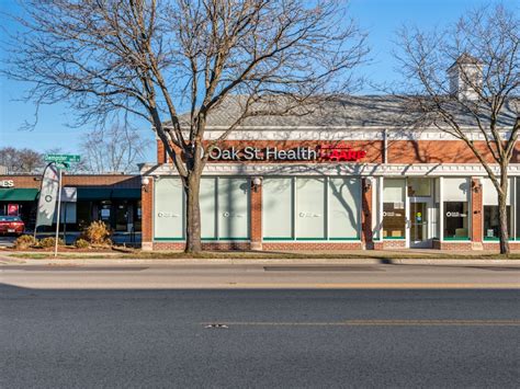 Oak Street Health Skokie Primary Care Clinic & Doctor's Office in Skokie, IL