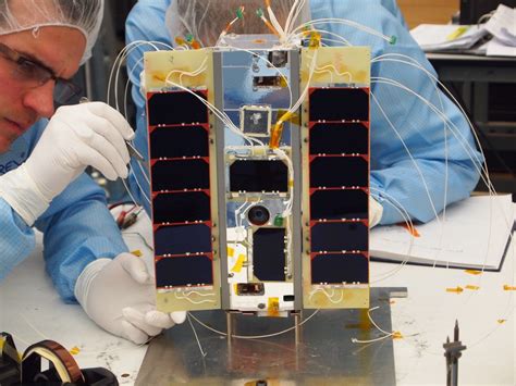 Nanosatellite CubeSat Database Nanosats Database