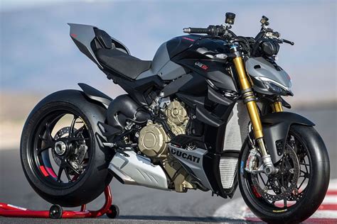 Ducati Luncurkan Motor Super Naked Streetfighter V S Mesin Cc Dengan Dimensi Lebih