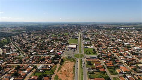 Senador Canedo Festeja Anos De Emancipa O Pol Tica Prefeitura