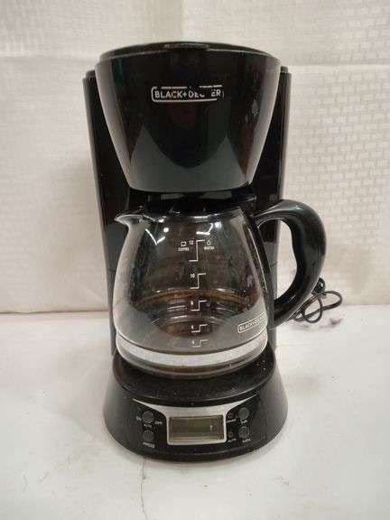 Black Decker coffee maker - Lil Dusty Online Auctions - All Estate ...