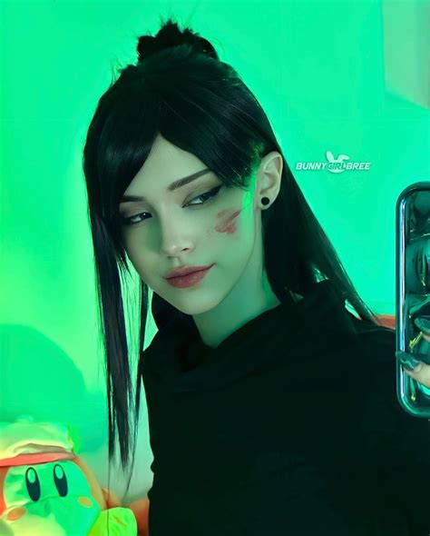 BreesKnees | … hey I’m back with yet another fem jjk cosplay this time