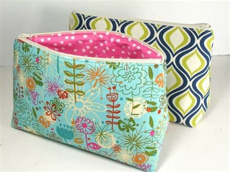 Designs So Sew Easy Cosmetic Bag Pattern Kirsteinainsley