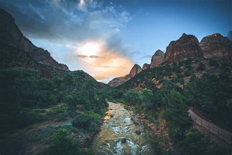 Canyon Valley Mountain - Free Photo - Avopix.com