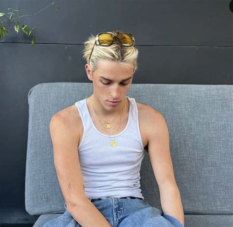 Pin By Owen McClure On Hair Men Blonde Hair Short Bleached Hair Bleached Hair Men