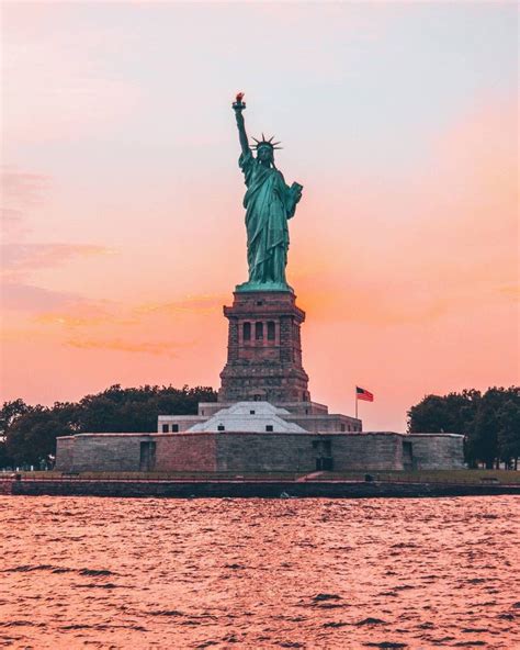 Pin By Jay Driguez On New York City Statue Of Liberty Lady Liberty