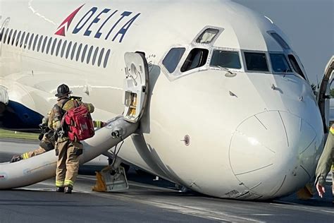Boeing 717 Neden Burun Üstü İniş Yaptı? - Boarding Info