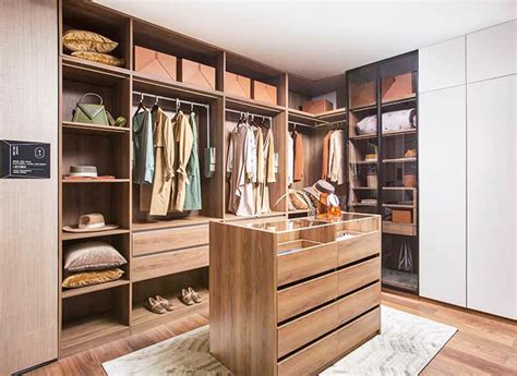 9 Walk In Closet Design Tips Oppein Malaysia