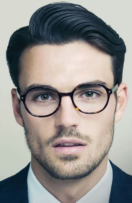 20 Most Stylish Quiff Hairstyles For Men In 2024 The Trend Spotter