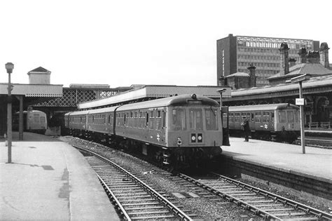 Sheffield Railway Station 1978 Rob Newman Cc By Sa 2 0 Geograph