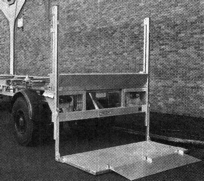 IMCDb Org 1963 Morris FG K100 5 Ton Dropside With Tail Lift In The