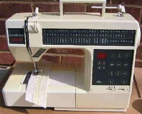 Singer 2210 Sewing Machine