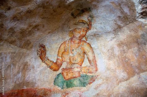 Ancient paintings frescoes in sigiriya rock fortress Dambulla, Sri ...