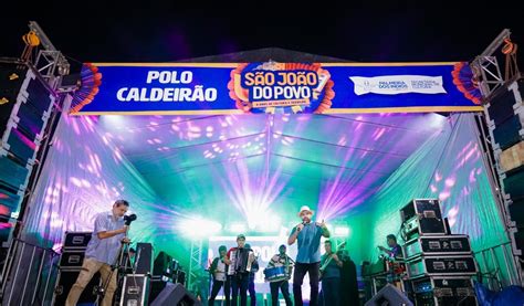 Esquenta São João Festa junina leva muita animação e forró ao Distrito